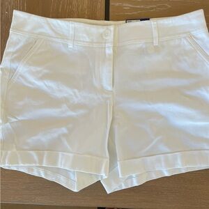 Apt 9 new with tags white mid rise shorts size 12